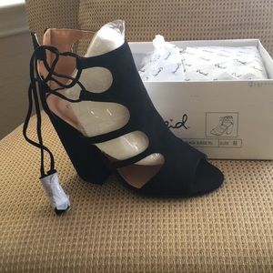 Cupid black suede sandals